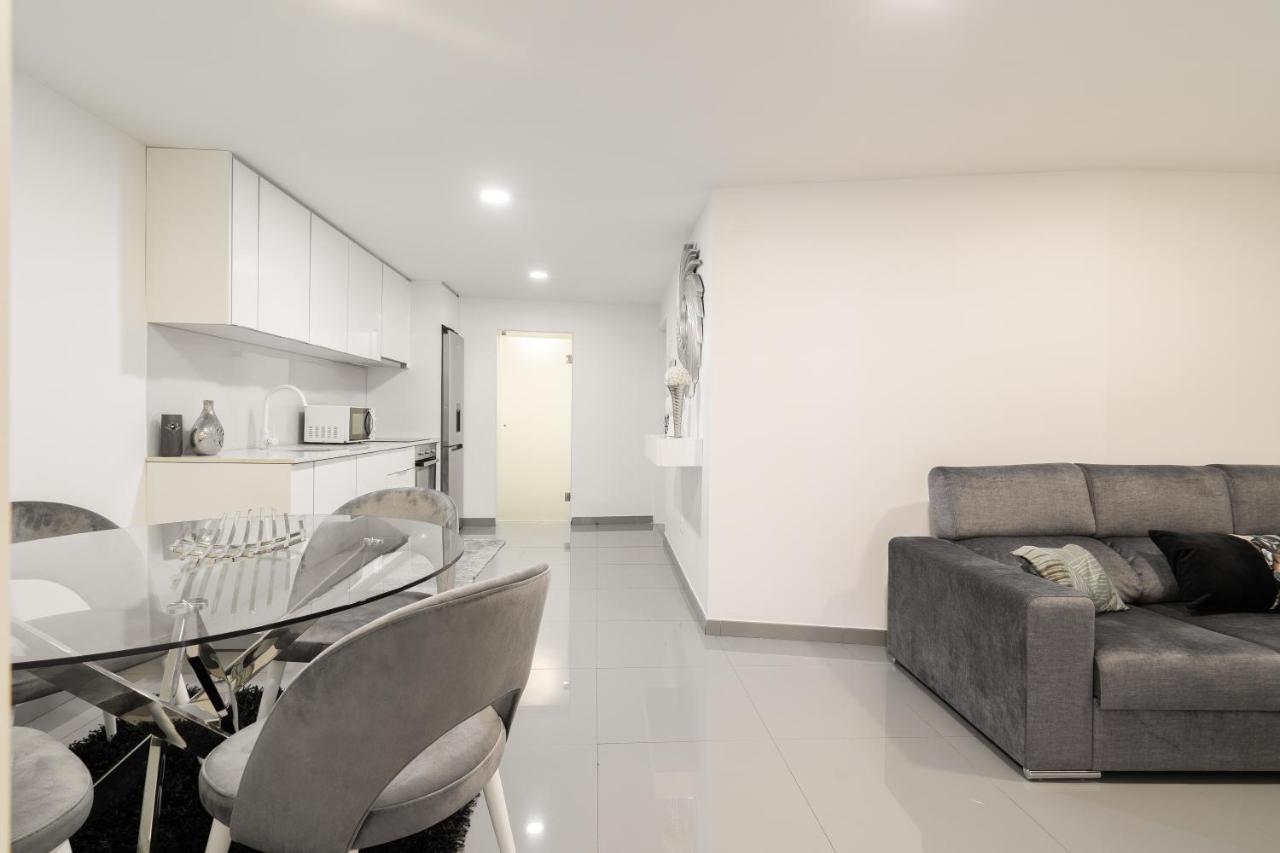 Host Wise - Spacious Noble Apartaments Ace Location Porto Exterior photo